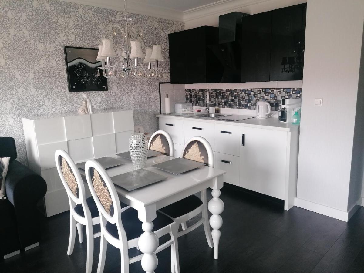 Apartamenty De Soleil Ustka Exteriör bild