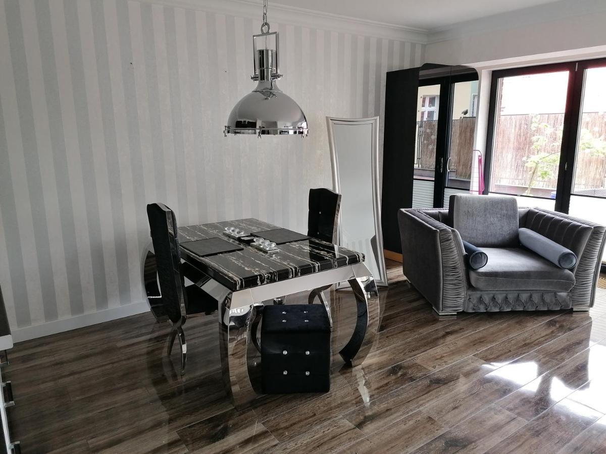 Apartamenty De Soleil Ustka Exteriör bild